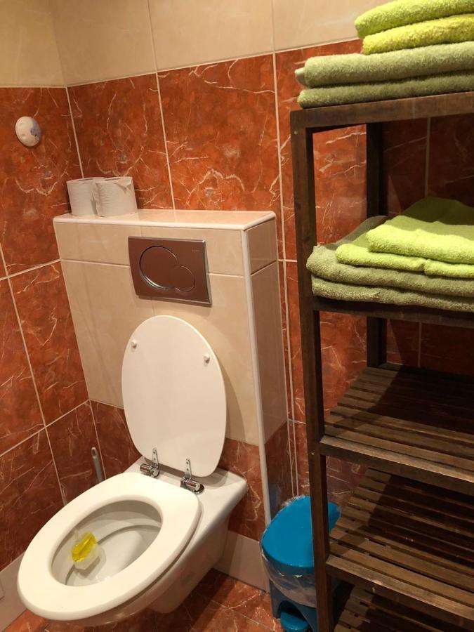 Nina Apartment Wiener Neustadt Zewnętrze zdjęcie